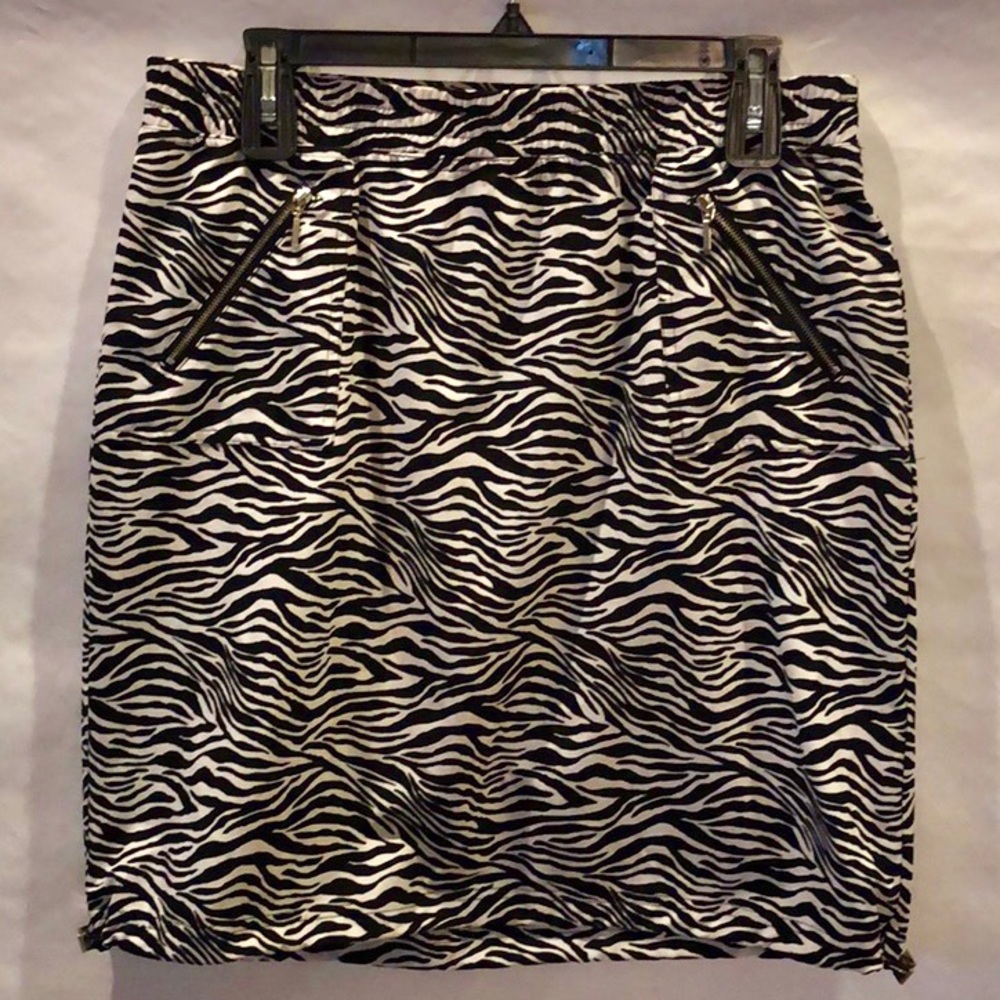 Chico’s Zenergy Zebra Print Skirt